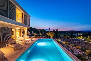 Modern Poolside Villa in Žman