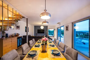 Modern Poolside Villa in Žman