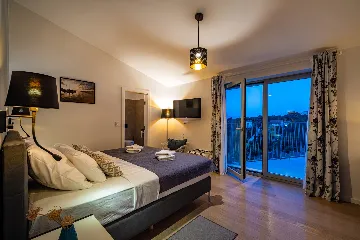 Modern Poolside Villa in Žman