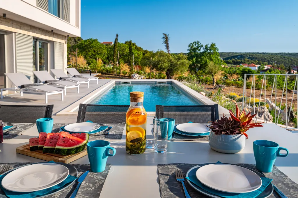 Modern Poolside Villa in Žman