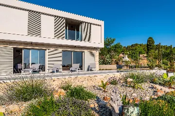 Modern Poolside Villa in Žman