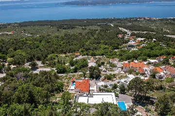 Contemporary 5-Bedroom Villa with Infinity Pool, Makarska