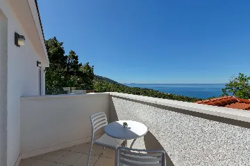 Contemporary 5-Bedroom Villa with Infinity Pool, Makarska