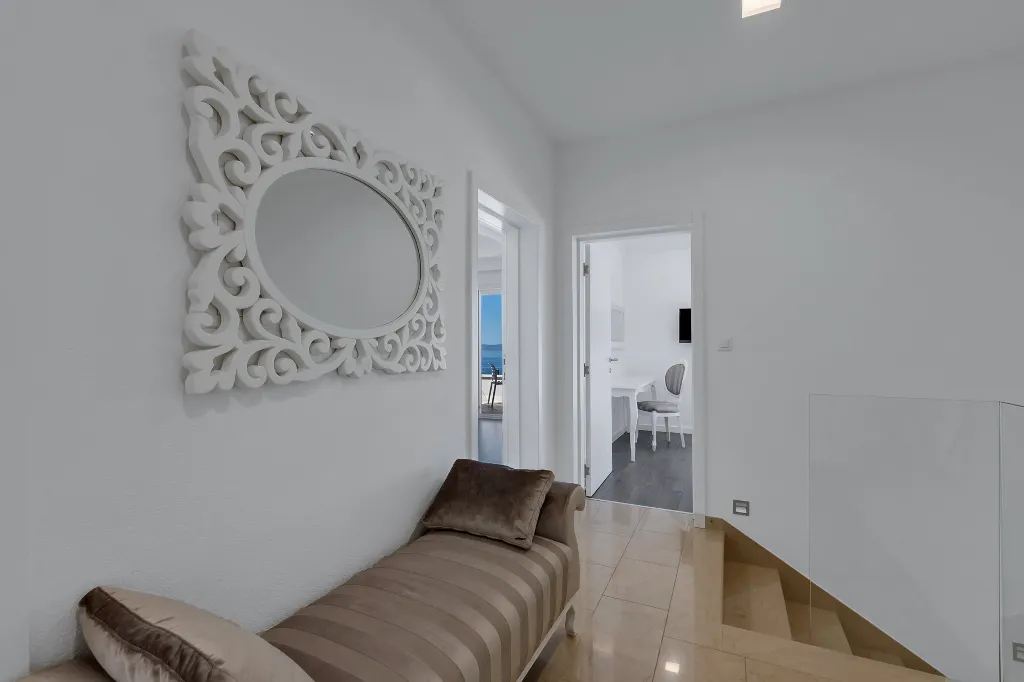 Contemporary 5-Bedroom Villa with Infinity Pool, Makarska