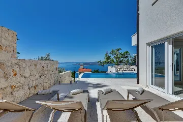 Contemporary 5-Bedroom Villa with Infinity Pool, Makarska