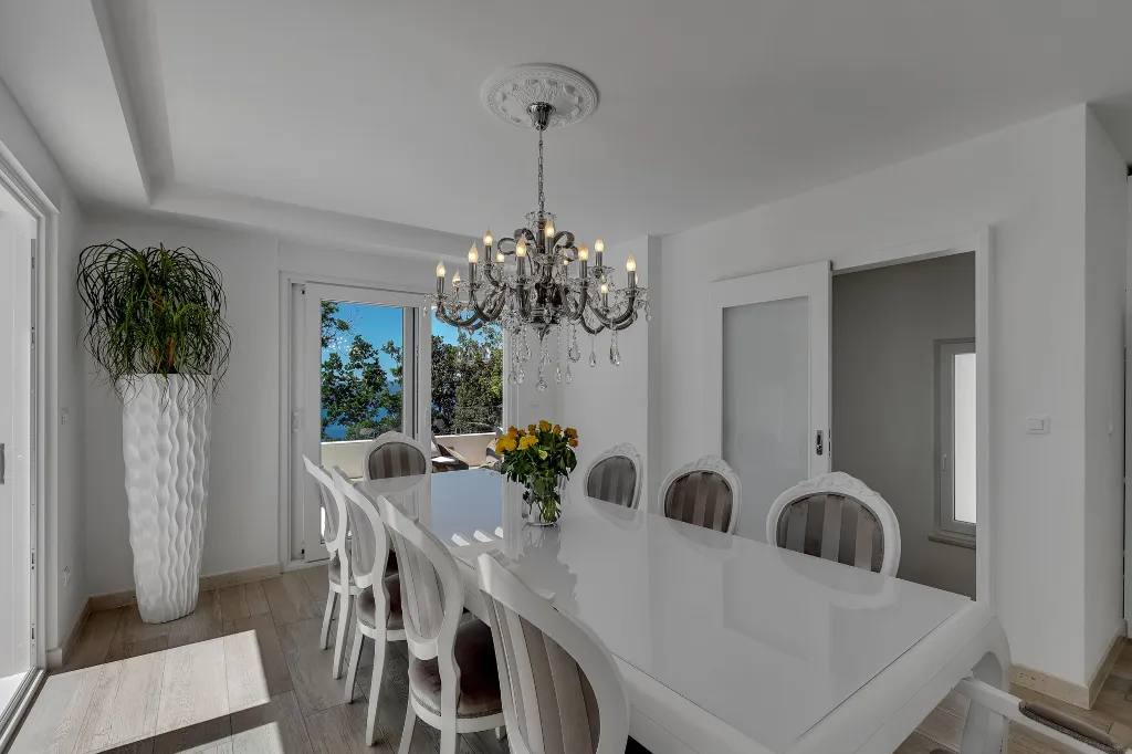 Contemporary 5-Bedroom Villa with Infinity Pool, Makarska
