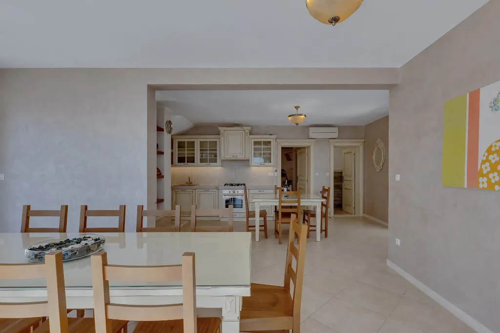 Contemporary 5-Bedroom Villa with Infinity Pool, Makarska
