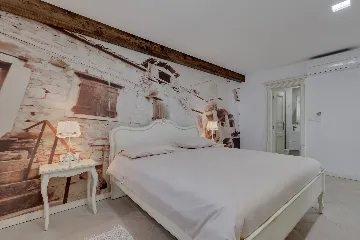 Contemporary 5-Bedroom Villa with Infinity Pool, Makarska