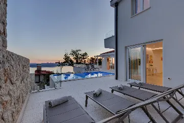 Contemporary 5-Bedroom Villa with Infinity Pool, Makarska