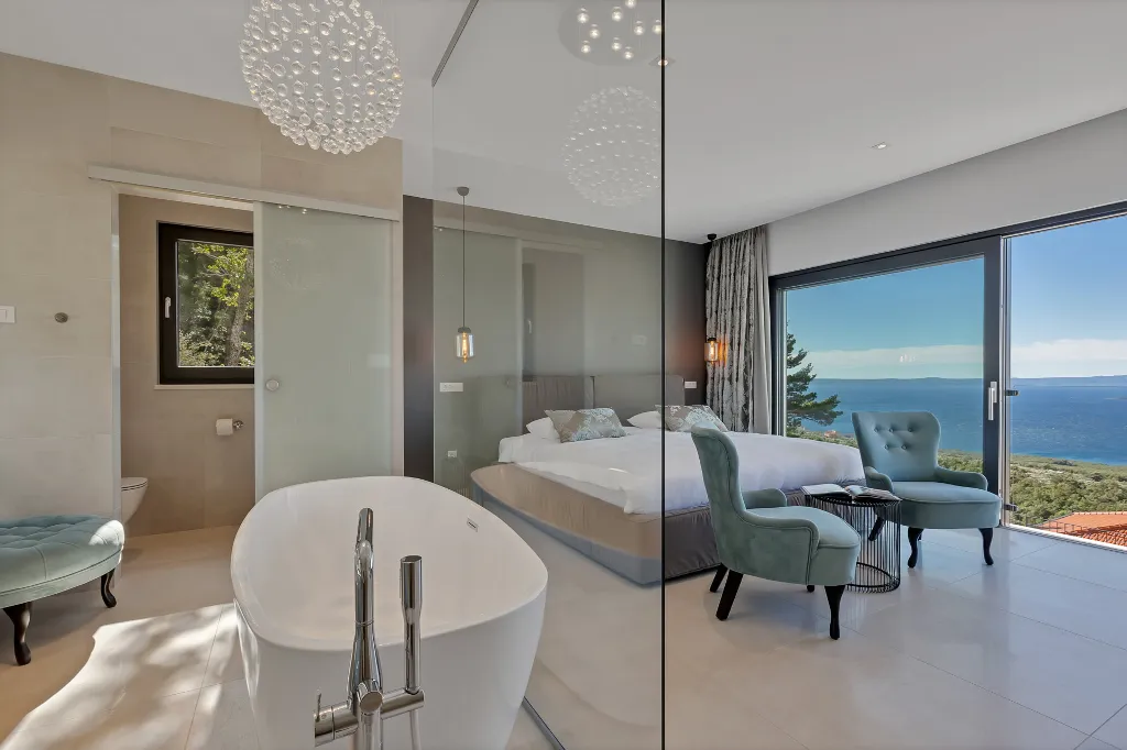 Modern 3-Bedroom Villa with Pool in Makarska