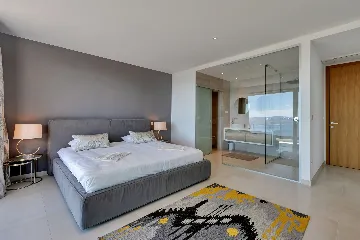 Modern 3-Bedroom Villa with Pool in Makarska