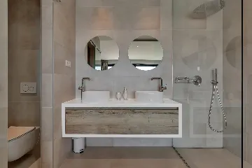 Modern 3-Bedroom Villa with Pool in Makarska