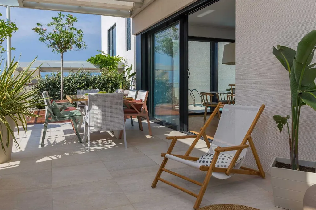 Beachfront Villa Retreat in Sutivan with Pool