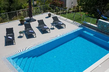 Contemporary 3-Bedroom Villa with Pool in Zaton