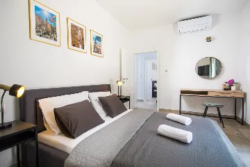 Contemporary 3-Bedroom Villa with Pool in Zaton