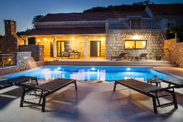 Contemporary 3-Bedroom Villa with Pool in Zaton