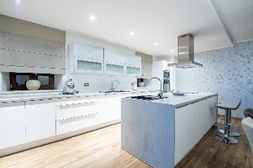 Spacious Family Villa with Pool in Novigrad