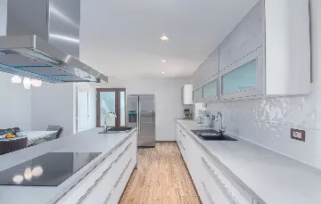 Spacious Family Villa with Pool in Novigrad