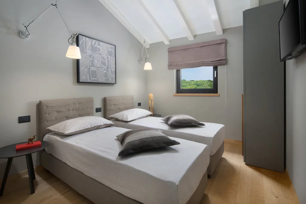 Family Villa with Pool in Labin