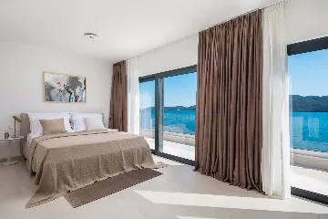 Seaside Retreat Villa with Pool, Orebić