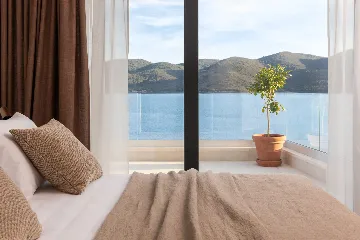 Seaside Retreat Villa with Pool, Orebić