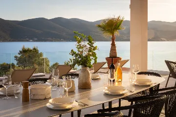 Seaside Retreat Villa with Pool, Orebić