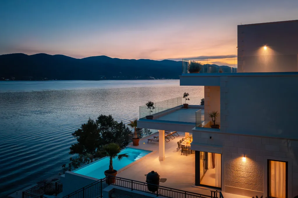 Seaside Retreat Villa with Pool, Orebić