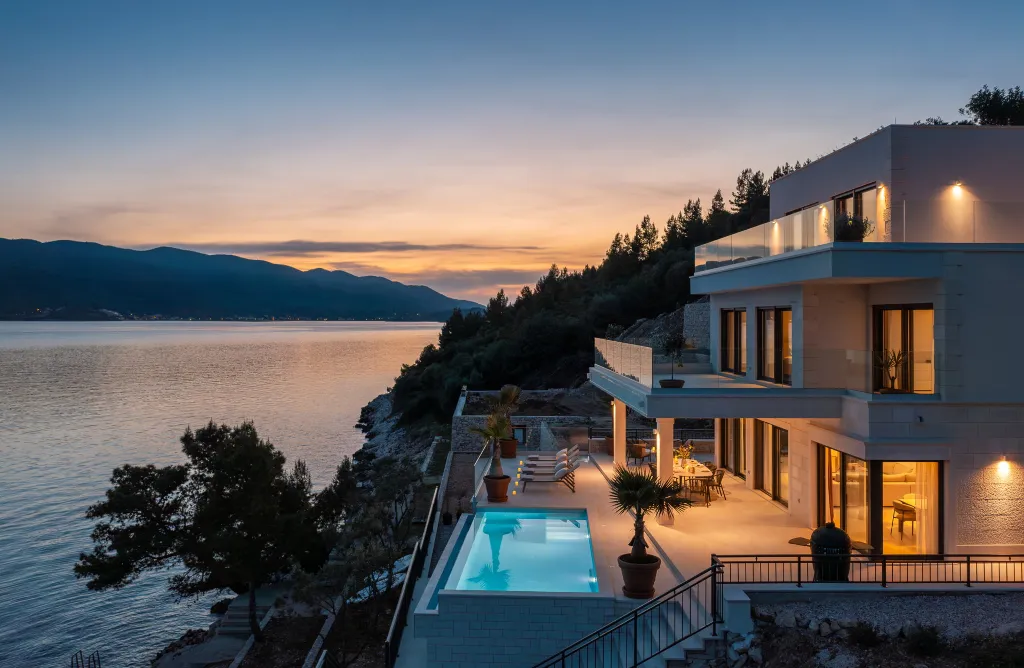 Seaside Retreat Villa with Pool, Orebić