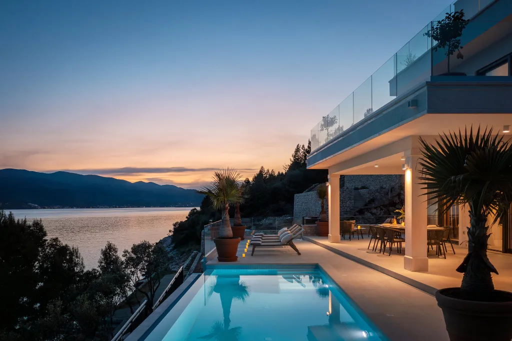 Seaside Retreat Villa with Pool, Orebić