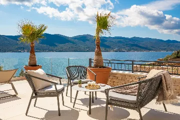 Seaside Retreat Villa with Pool, Orebić