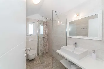 Seaside Family Villa with Heated Pool in Mandre