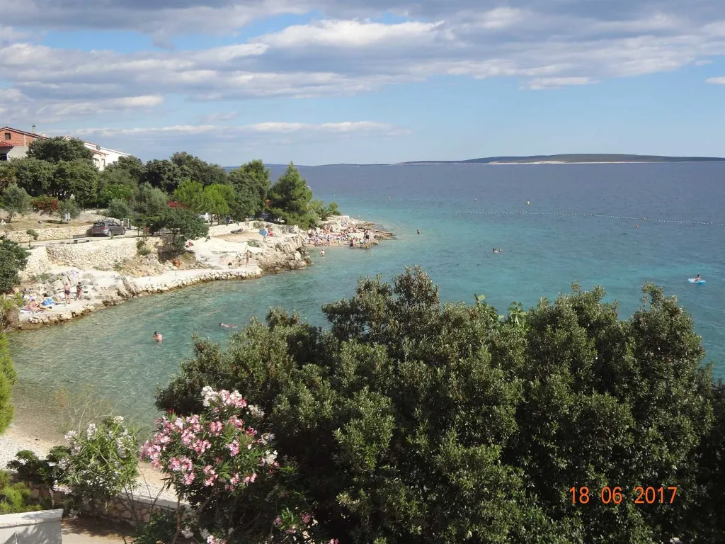 Seaside Family Villa with Heated Pool in Mandre