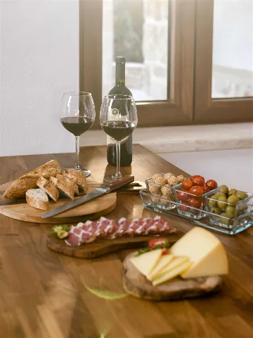 Modern Villa Retreat with Infinity Pool in Jelsa