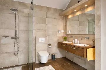 Modern Villa Retreat with Infinity Pool in Jelsa