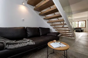 Modern Villa Retreat with Infinity Pool in Jelsa