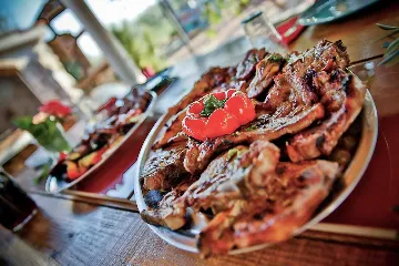 Spacious Private Villa with Pool in Vodice