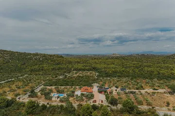 Spacious Private Villa with Pool in Vodice