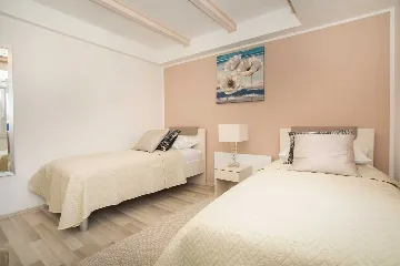 Spacious Private Villa with Pool in Vodice