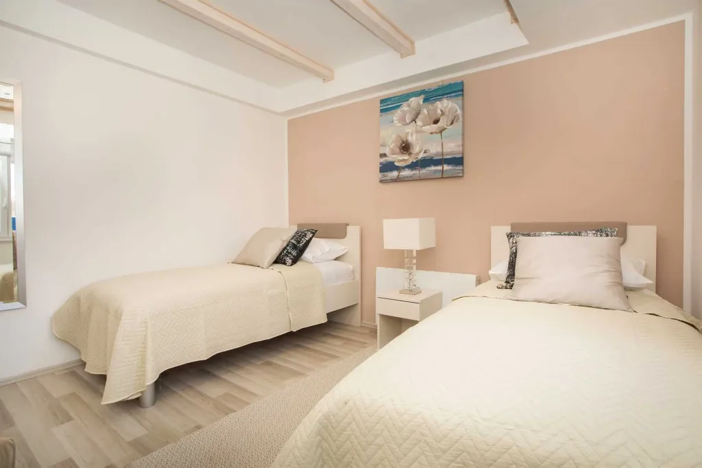 Spacious Private Villa with Pool in Vodice