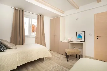 Spacious Private Villa with Pool in Vodice