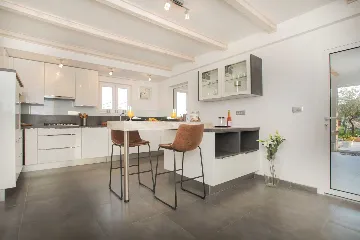 Spacious Private Villa with Pool in Vodice