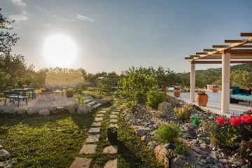 Spacious Private Villa with Pool in Vodice