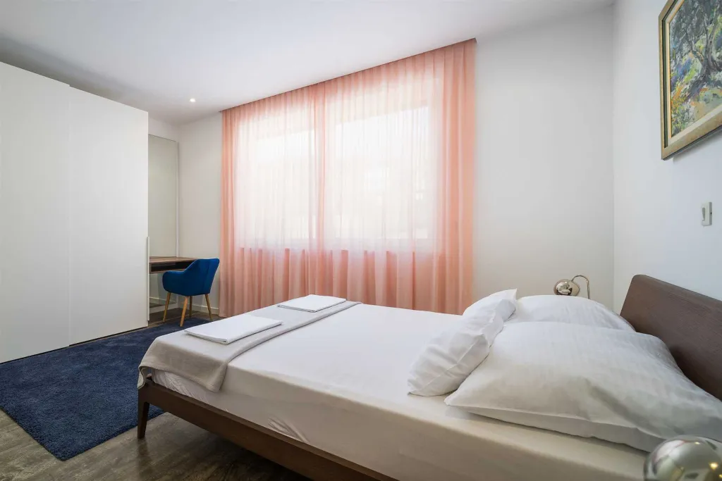 Beachfront Apartment with Pool in Trogir