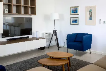 Beachfront Apartment with Pool in Trogir