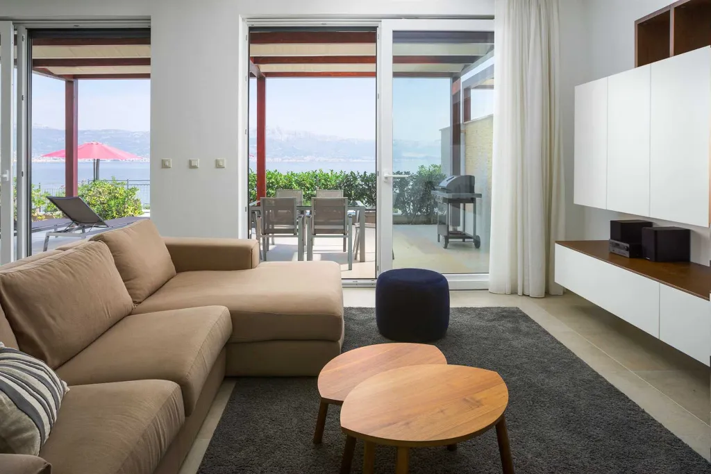 Beachfront Apartment with Pool in Trogir