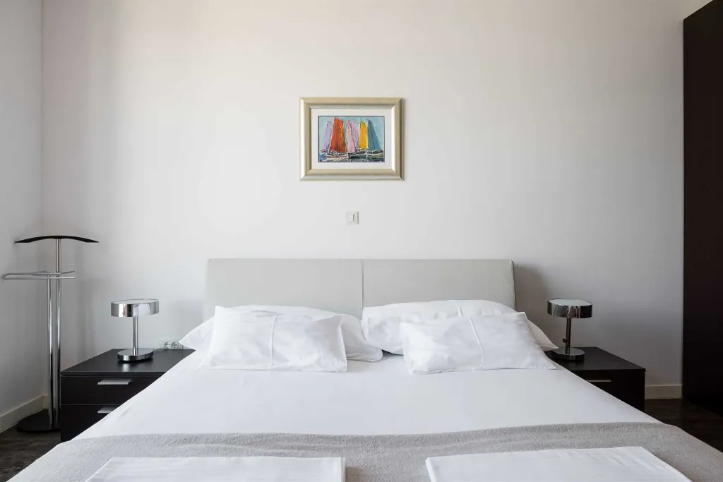 Beachfront Apartment with Pool in Trogir