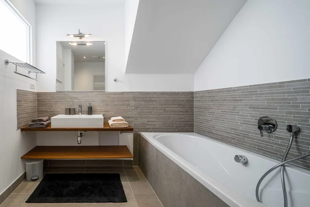 Seaside Three-Bedroom Apartment in Trogir