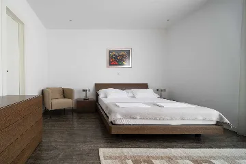 Seaside Three-Bedroom Apartment in Trogir