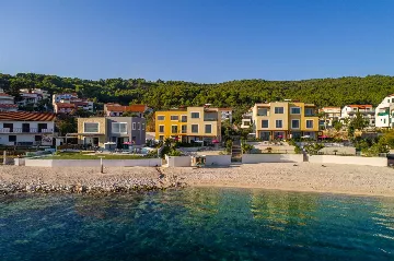 Seaside Three-Bedroom Apartment in Trogir