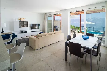 Spacious Beachfront Apartment with Pool in Trogir